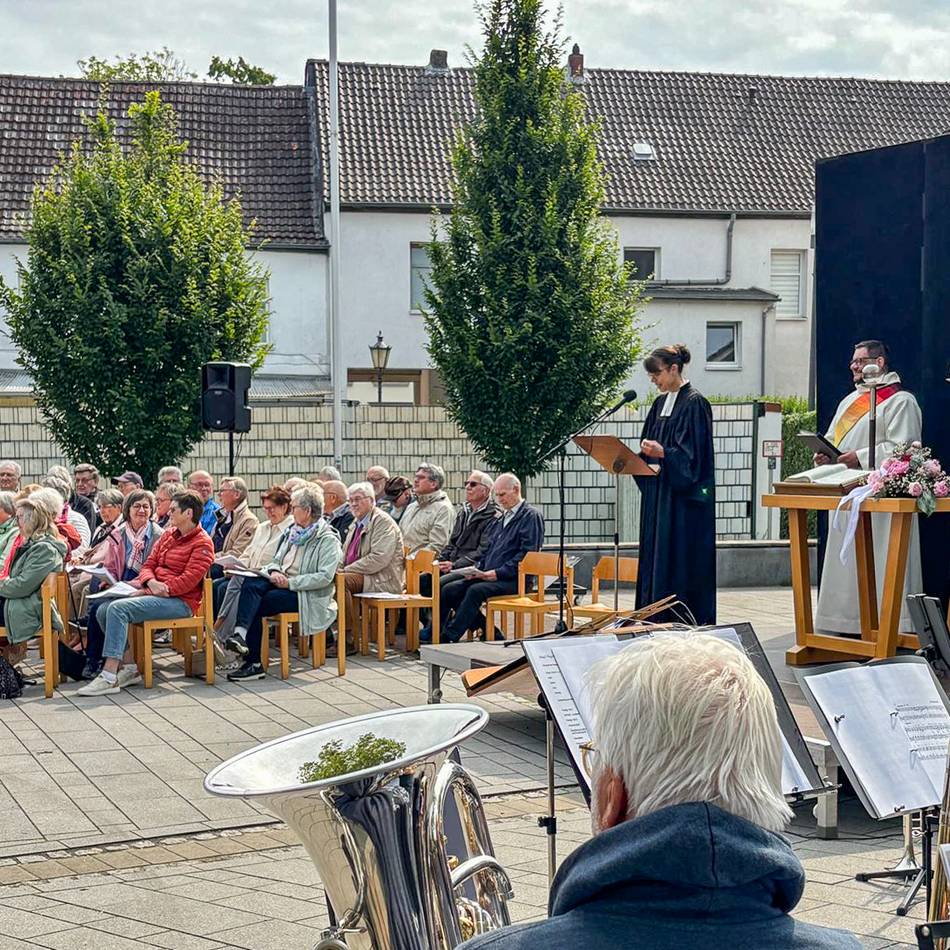 An Pfingstmontag: Ökumenischer Gottesdienst unter freiem Himmel in Issum