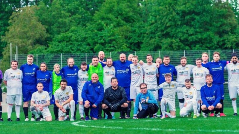 Fußball-Schwergewichte: Crocodiles Herongen setzen ein Zeichen gegen Mobbing und für Vielfalt