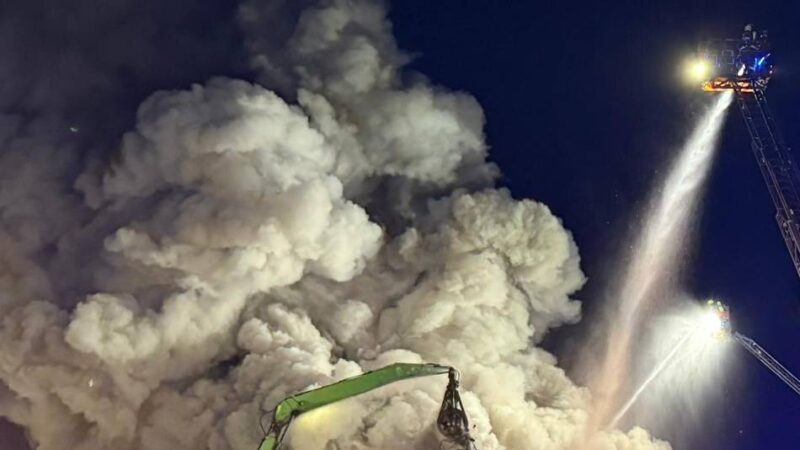 Brände in Mönchengladbach und Krefeld: Die Lithium-Ionen-Plage