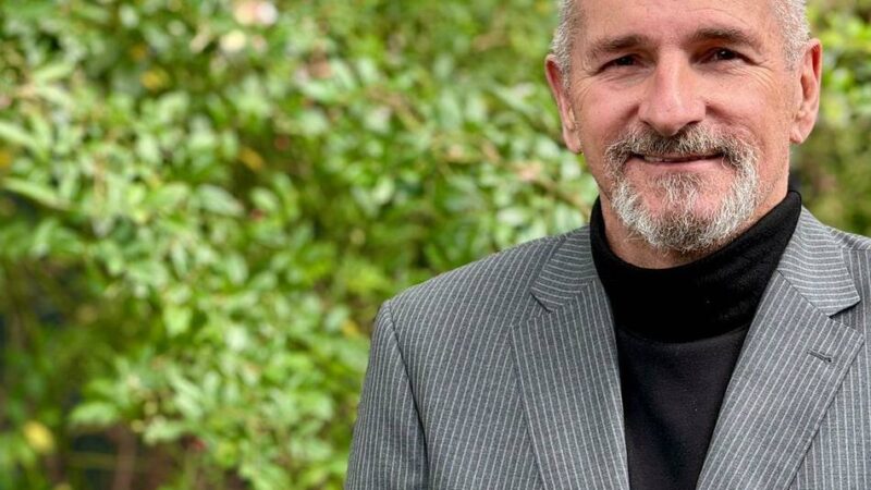 Unerwartete Gegenkandidatur in Dormagen: Michael Podlogar fordert Heike Troles heraus