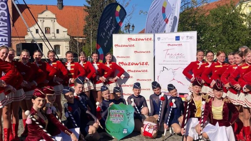 Städtepartnerschaft Langenfeld und Gostynin: Jugendtanzkorps Rheinsternchen begeistert in Polen