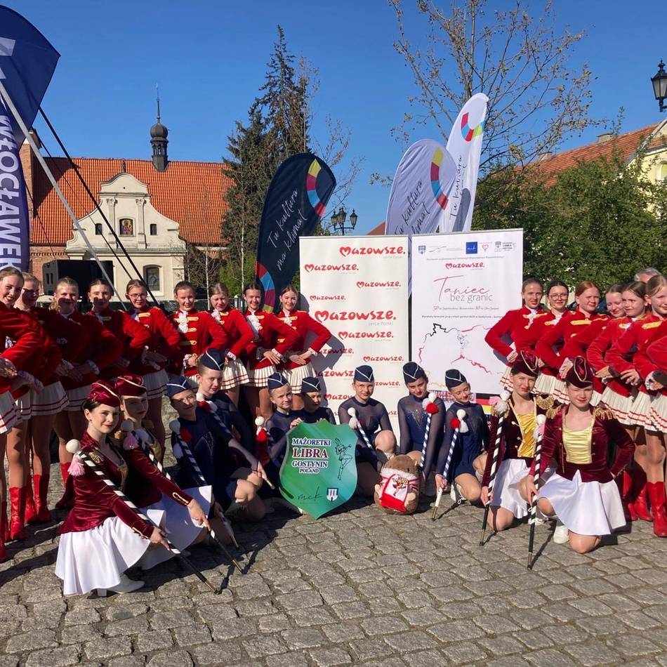 Städtepartnerschaft Langenfeld und Gostynin: Jugendtanzkorps Rheinsternchen begeistert in Polen