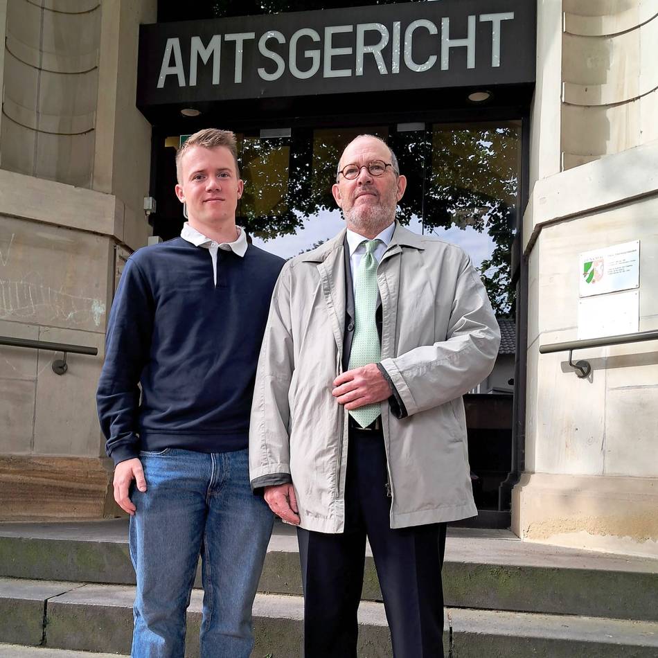 Gewalt im Neusser Amateursport: Ein Tritt auf dem Fußballplatz und seine Folgen vor Gericht