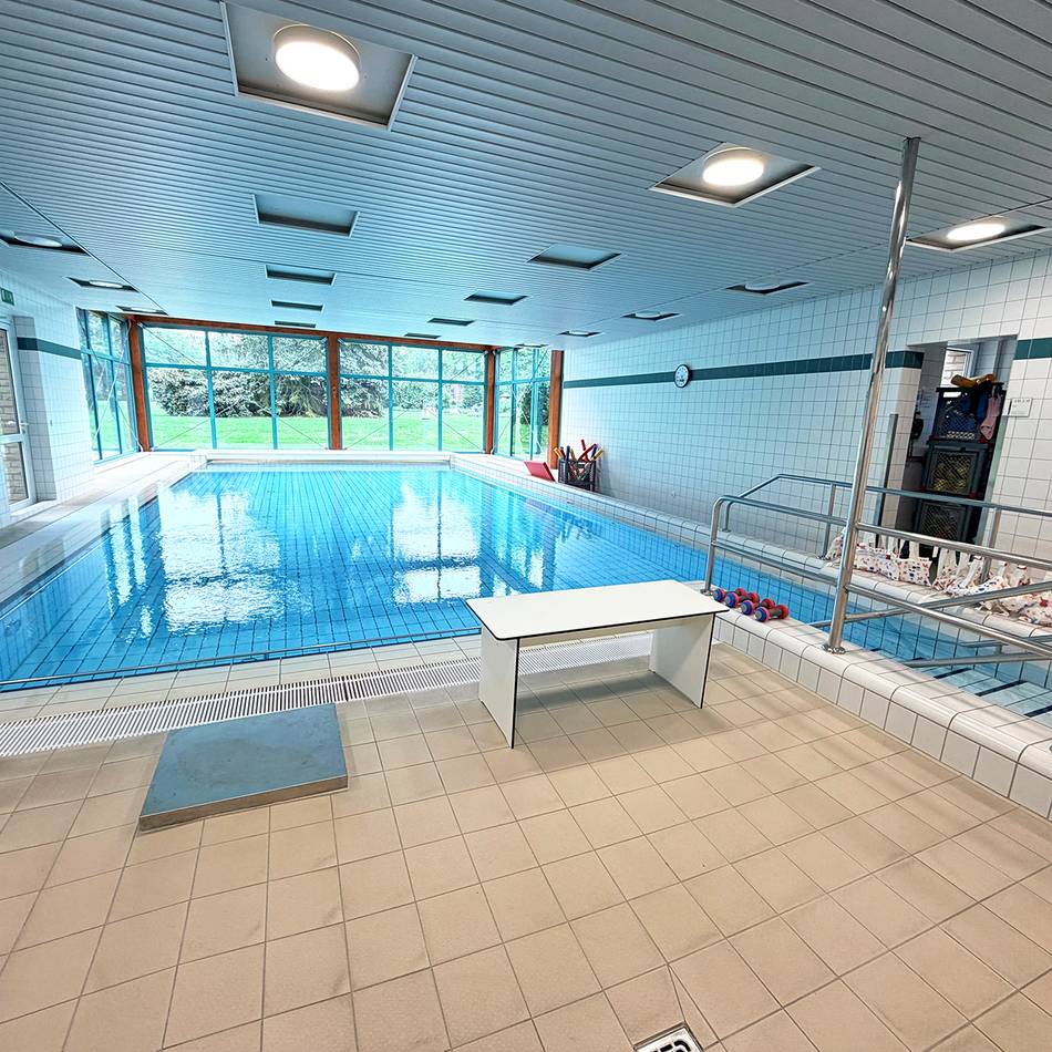 Elisabeth-Hospital in Meerbusch: Schwimmbecken in Lank öffnet nach fünf Jahren wieder