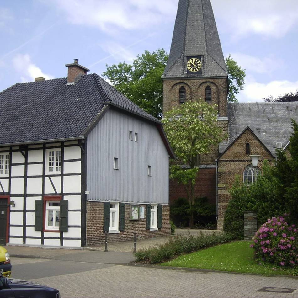 Zum ersten Mal „Sommerkirche“: Von Drachen, Dämonen und dunklen Mächten