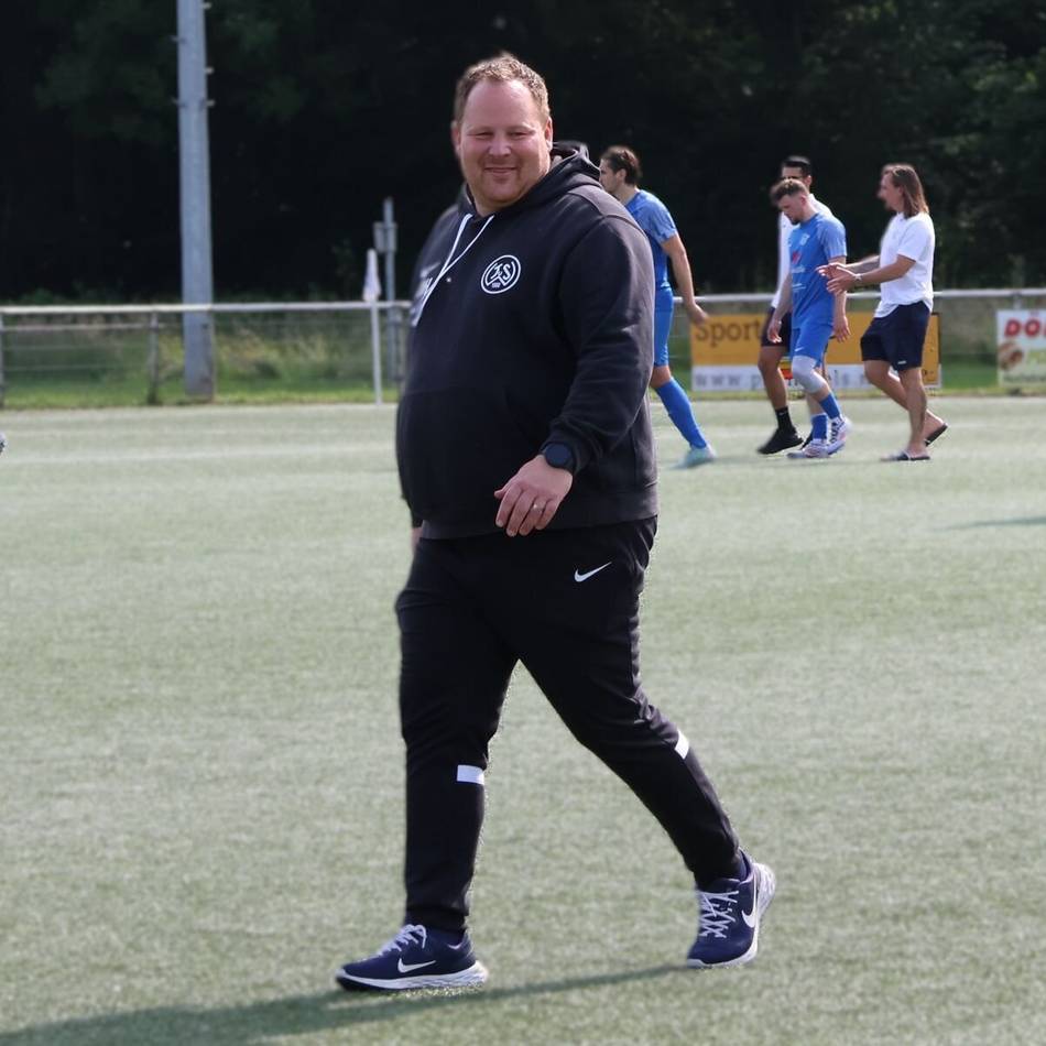 Neuer Sportlicher Leiter: Dirk Horn beerbt Dennis Richter beim TuS Wickrath