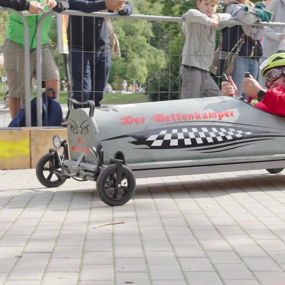 Event in Moers: Jetzt Kisten bauen für das Jubiläums-Seifenkistenrennen
