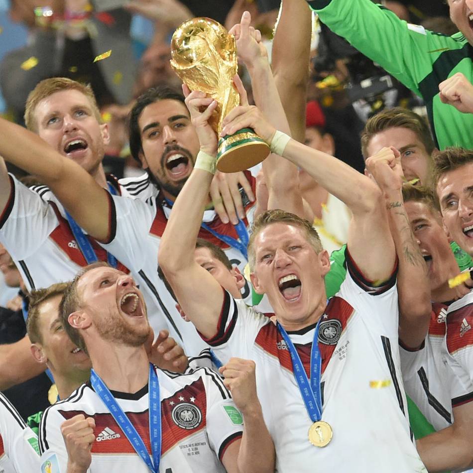 DFB-Elf im WM-Check: Haben wir im Nationalteam überhaupt noch Weltklasse, Bastian Schweinsteiger?