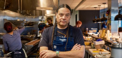 Gute Nachrichten: Kochen ohne »koloniale Zutaten«, Steuererklärung, WM-Fans aus Schottland
