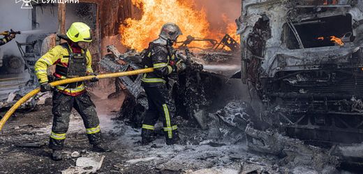 Ukraine-Krieg: Russland greift Kyjiw an – Wolodymyr Selenskyj spricht mit Donald Trump und Emmanuel Macron