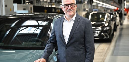 Mercedes: Aufsichtsratschef fordert 40-Stunden-Woche – Betriebsrat kontert