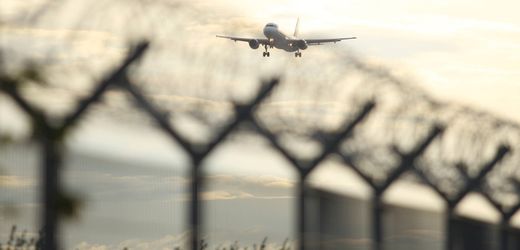 Migration und Asyl: Europäische Union macht Weg für Abschiebezentren in Drittstaaten frei