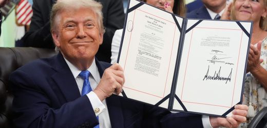ICE: Donald Trump stattet US-Einwanderungsbehörden mit zusätzlichen 70 Milliarden Dollar aus