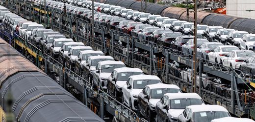 Autohersteller kappen Rabatte auf E-Autos