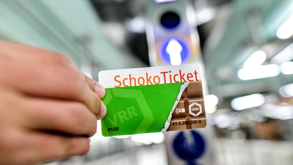Velbert streicht Deutschlandticket für Schüler: Jetzt protestieren die Eltern