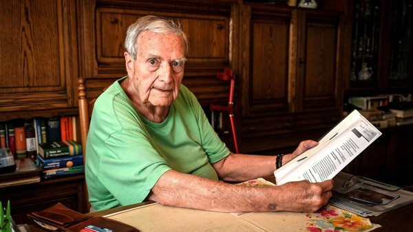 Velberter (87) kann kaum laufen – und bekommt doch keinen Behindertenparkausweis
