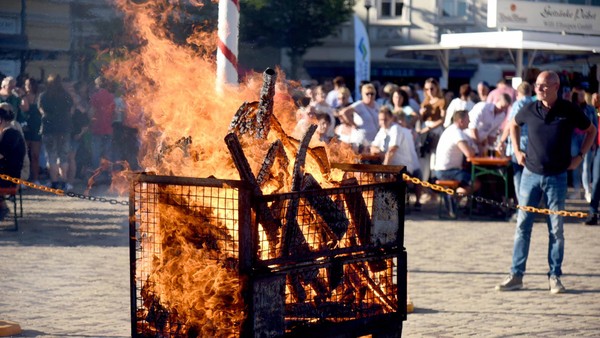 Sommerwetter für Sonnenwendfeier: Velbert feiert den längsten Tag des Jahres