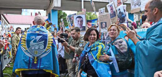 Ukraine-Krieg: Friedrich Merz trifft Wolodymyr Selenskyj in London