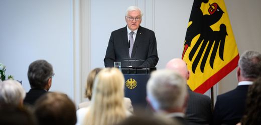 Künstliche Intelligenz: Frank-Walter Steinmeier warnt vor KI-Missbrauch in der Politik