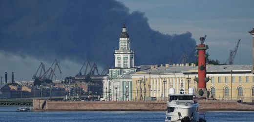 Russland: Ukrainische Drohnen treffen Ziele in Sankt Petersburg
