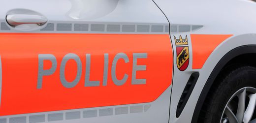 Schweiz: Polizei führt trans Frau aus Frauenbereich ab – Kritik von der Stadt Bern