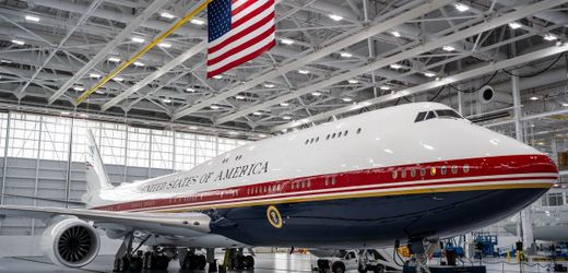 Donald Trump enthüllt von Katar geschenkte neue Air Force One