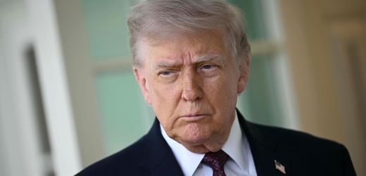 Donald Trump: Repräsentantenhaus stimmt für Einschränkung seiner Macht im Irankrieg
