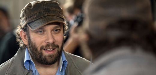 Collien Fernandes: Christian Ulmen gab der »Zeit« ein Interview, über das sie nicht berichten darf
