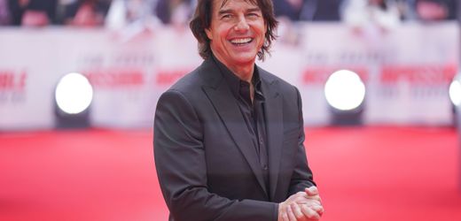 Tom Cruise: Hollywood-Star postet Bilder von sich mit Bauchansatz und schütterem Haar