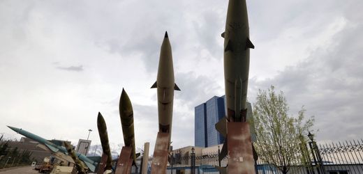 Iran erklärt Straße von Hormus für komplett gesperrt