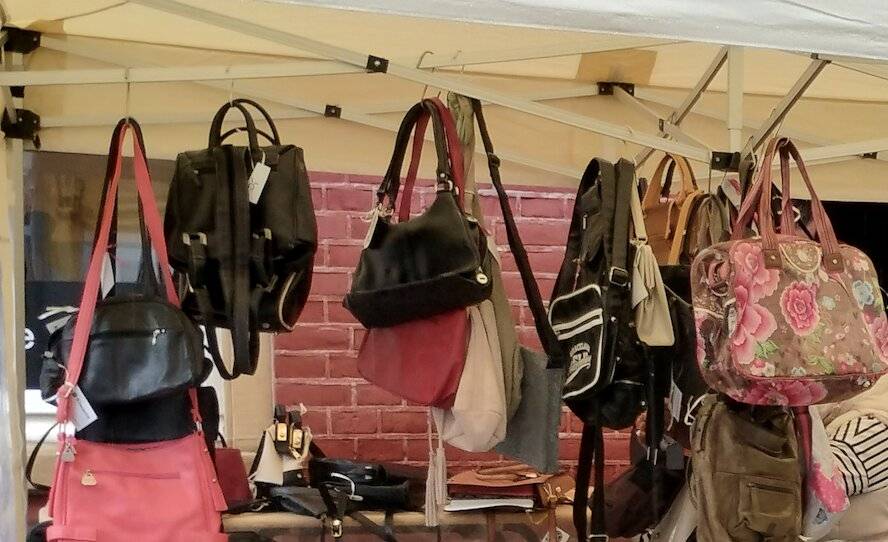 Für den guten Zweck: Kiwanis Club Xanten bittet um Handtaschen