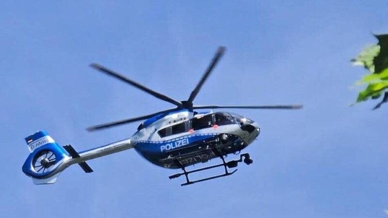Hubschrauber-Einsatz in Leverkusen: Polizei fahndet mit „Hummel“ nach Einbrechern – ohne Erfolg