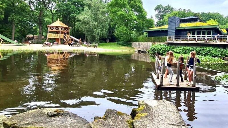 Schlossgärten Arcen werben um Besucher: Kinder und Jugendliche zahlen im Sommer keinen Eintritt