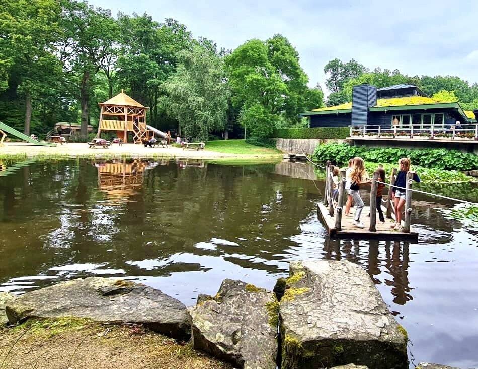 Schlossgärten Arcen werben um Besucher: Kinder und Jugendliche zahlen im Sommer keinen Eintritt