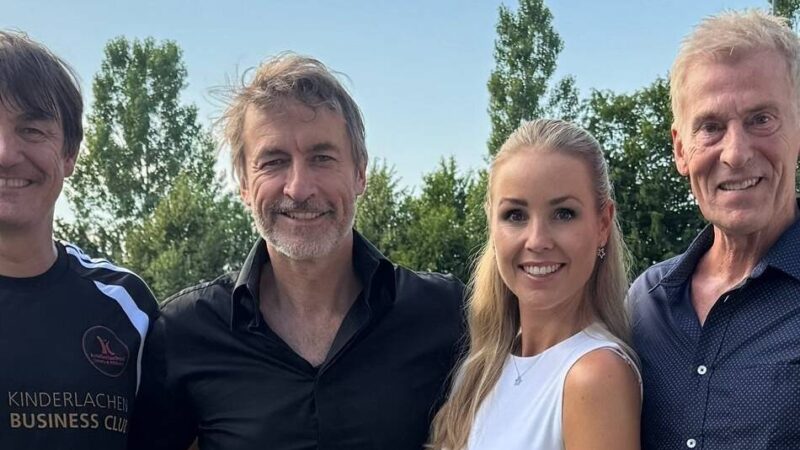 Mit prominenten Gästen: Klever Schauspieler Guido Broscheit startet Video-Podcast zur WM