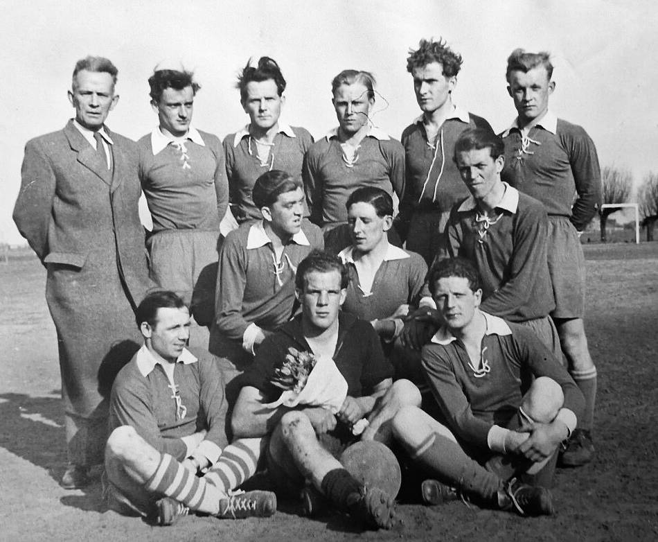 80 Jahre Blau-Weiß Bienen: Ein Fußball für einen Sack Getreide
