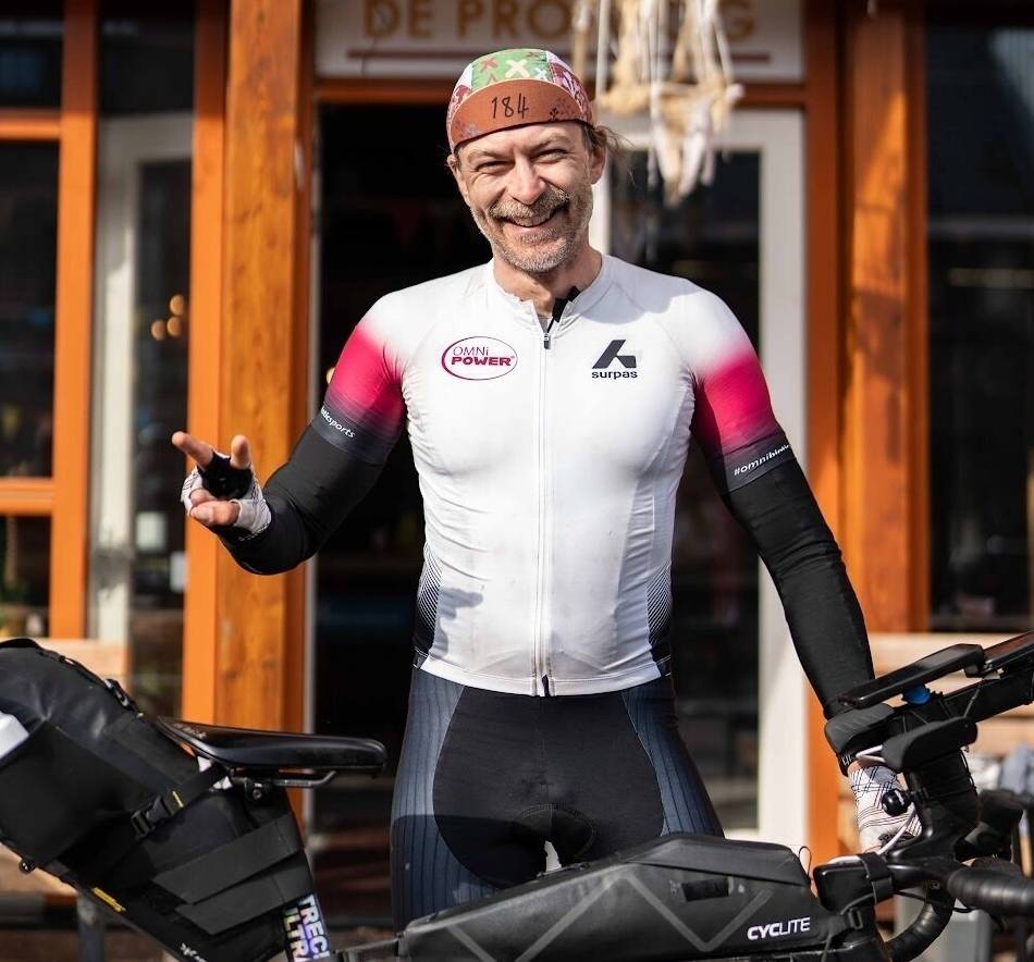 Extremsport auf dem Fahrrad: 400 Kilometer für eine Portion Pommes – dieser Düsseldorfer liebt Ultra-Rennen