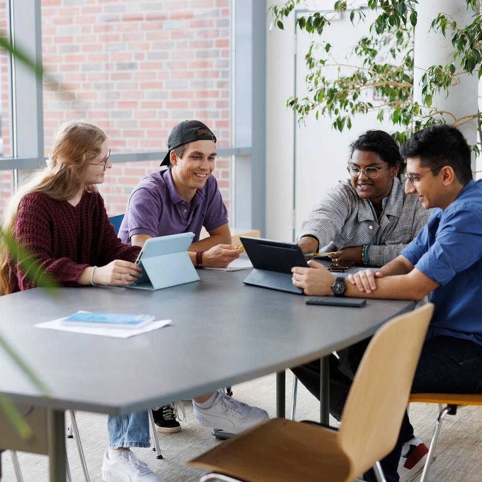 Ranking von Lernplattform „Lernfuchs“: Wie Studierende die Hochschule Niederrhein bewerten