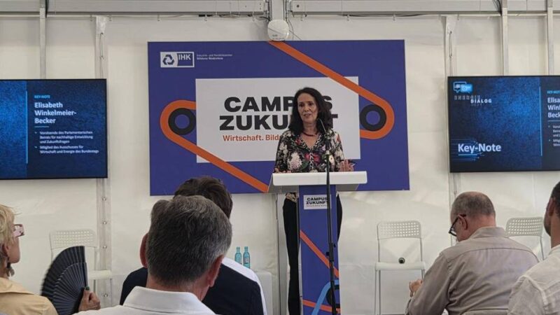 Energiedialog der IHK in Neuss: „Wir wollen unseren Kindern eine lebenswerte Welt hinterlassen“