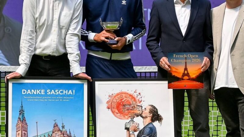 Zverev in Halle geehrt: „Ich muss am Dienstag noch ein Tennismatch spielen, das wisst ihr, oder?“