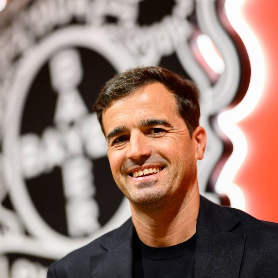 Neu-Bayer-Coach Martínez stellt sich vor: „Wenn wir hart arbeiten, werden die Leute stolz sein“