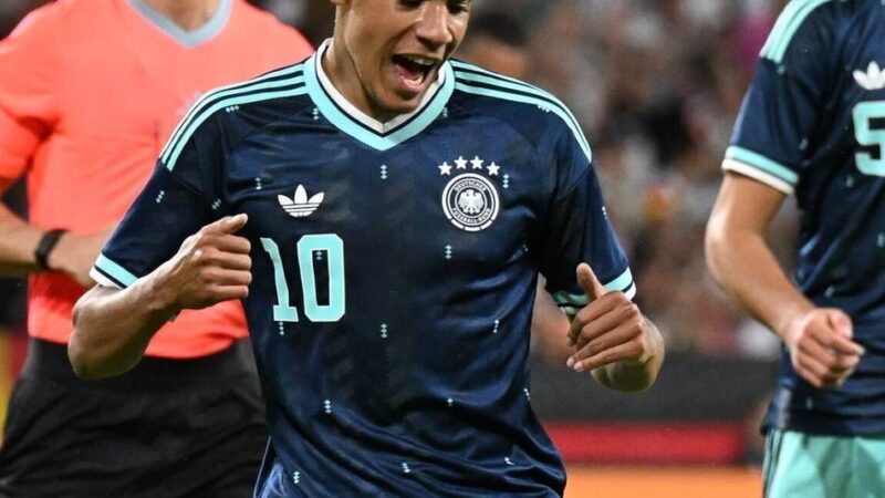 Schon während der WM: Kurioses Ausrüster-Duell im Guerilla-Marketing vor dem Wechsel beim DFB