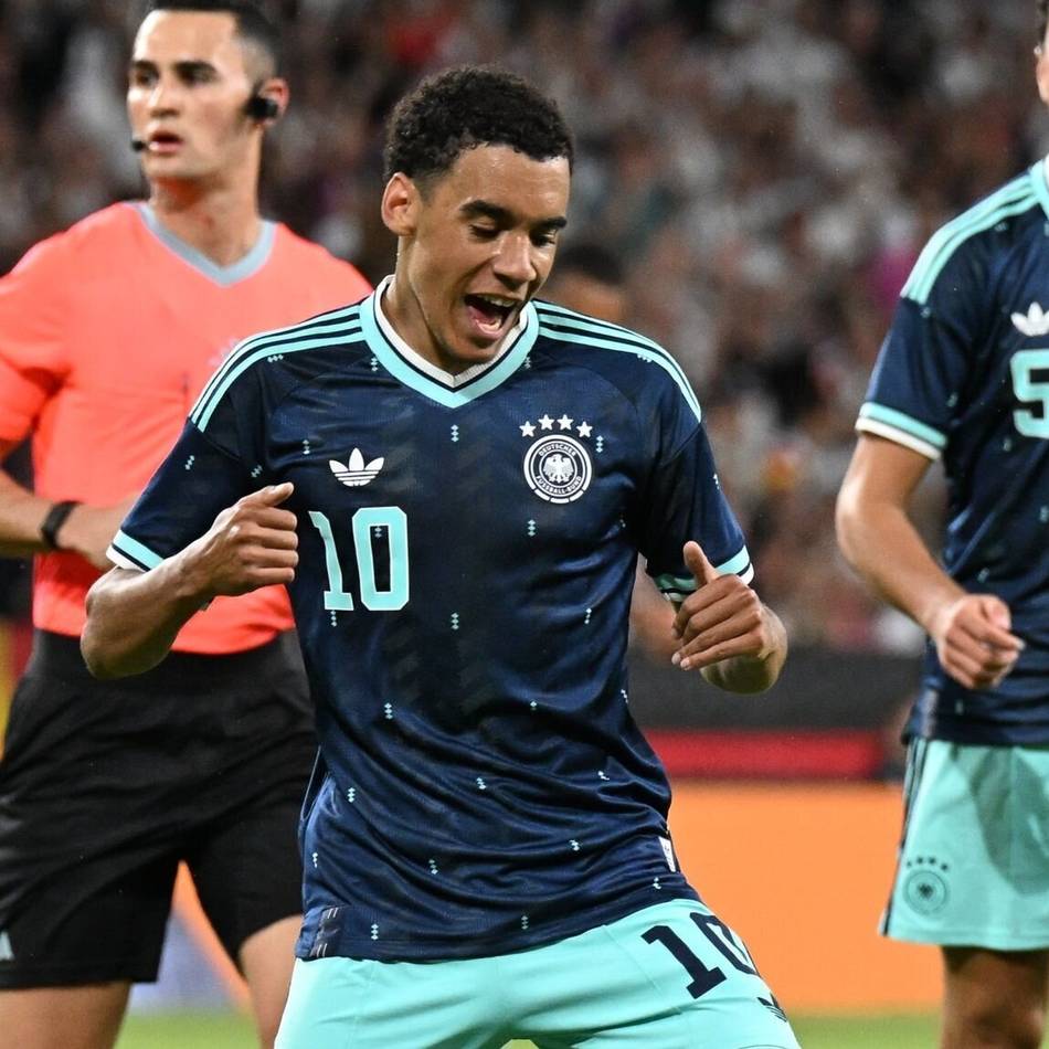 Schon während der WM: Kurioses Ausrüster-Duell im Guerilla-Marketing vor dem Wechsel beim DFB