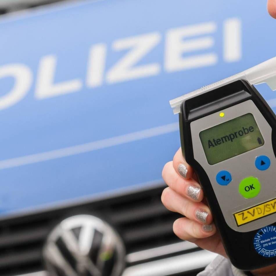 Vorfall in Kaldenkirchen: Autofahrer angetrunken und unter Drogen
