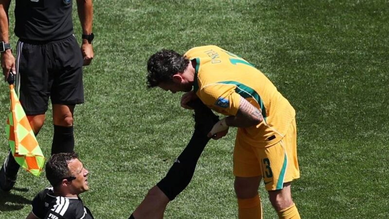Weitere Einsätze fraglich: „Trägt nicht zu mehr Spielen bei“ – Krämpfe trüben Zwayers WM-Debüt