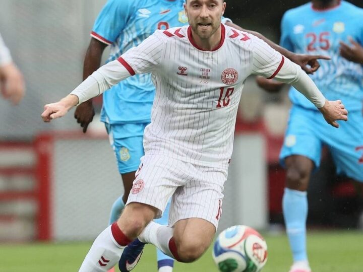 Schlimme Erinnerungen werden wach: Große Sorgen um Christian Eriksen – Däne kollabiert erneut bei Länderspiel