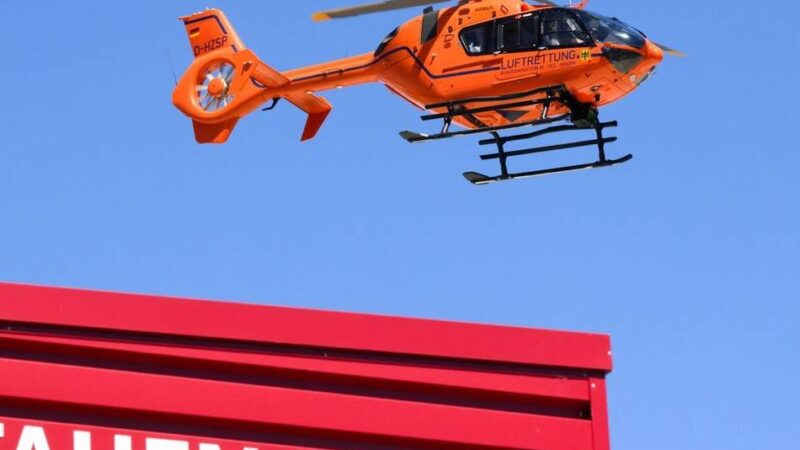 Unfall in Breitscheid: Motorradfahrer lebensgefährlich verletzt