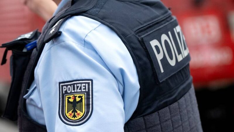 Gefahr am Gleis: Kind löst Vollbremsung von Regionalbahn aus