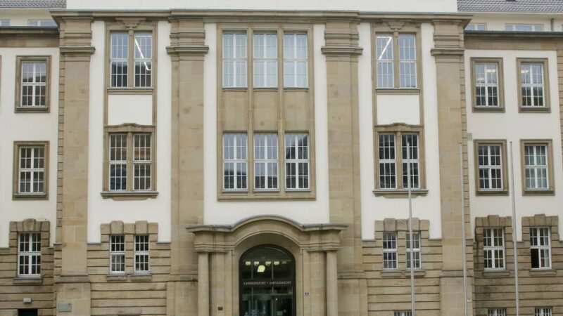 Urteil in Duisburg: Landgericht Duisburg verurteilt Auftragsmörder zu lebenslanger Haft