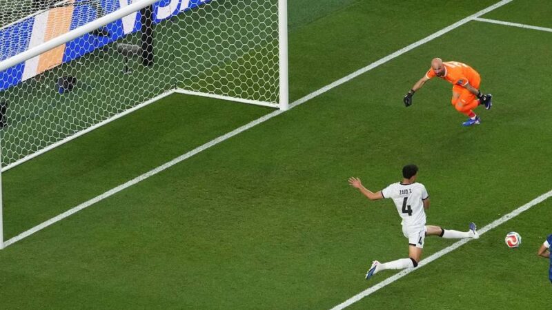 Vier Stunden vom Anpfiff bis zum Abpiff: Frankreich schlägt Irak – Mbappé brilliert beim „Wasserball“ in Philadelphia
